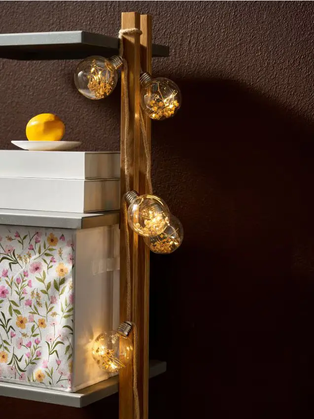 Ghirlanda LED con fiori secchi - beige