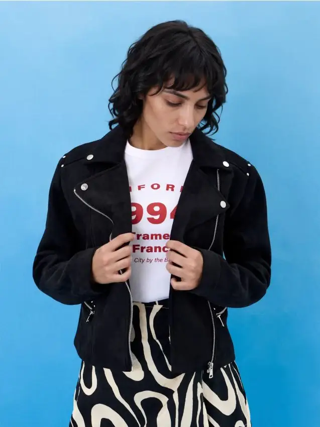 Giacca biker in similcamoscio con borchie decorative - nero