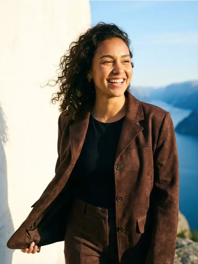 Giacca in finta pelle scamosciata in stile retrò - marrone scuro