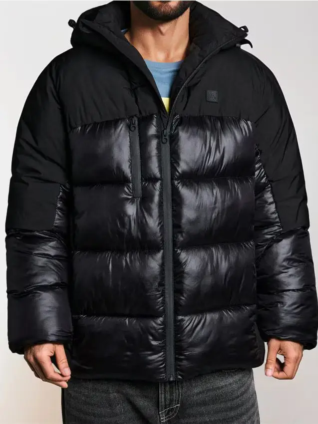 Giacca puffer trapuntata con cappuccio - nero
