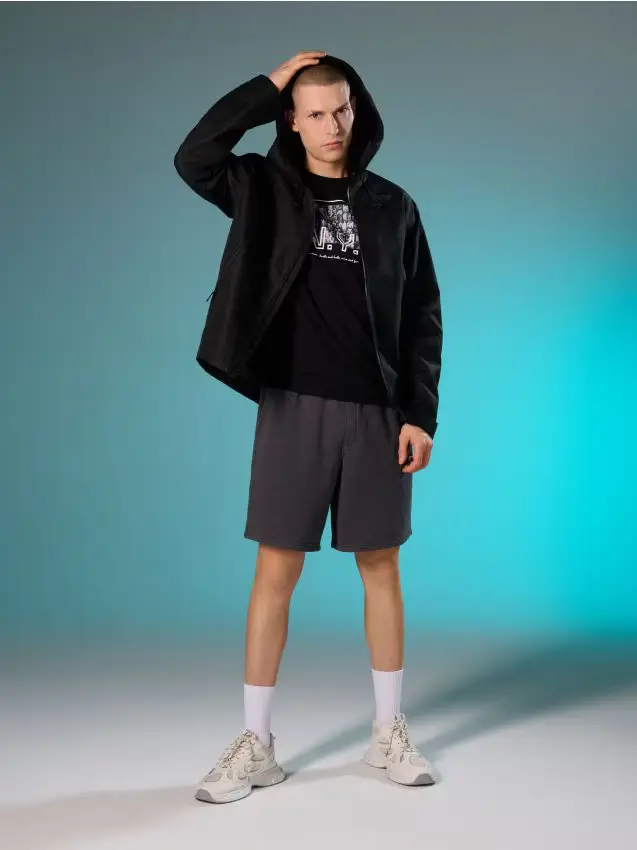 Giacca tecnica impermeabile con cappuccio - nero