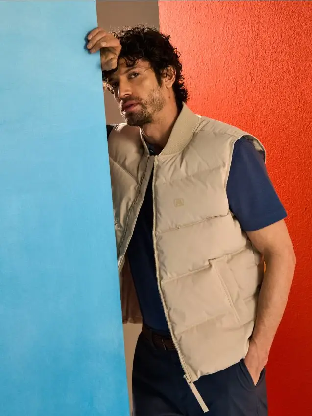 Gilet trapuntato con collo alto - beige