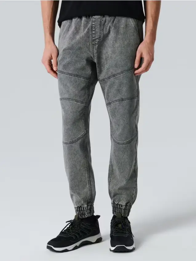 Jeans jogger con effetto lavato - grigio chiaro