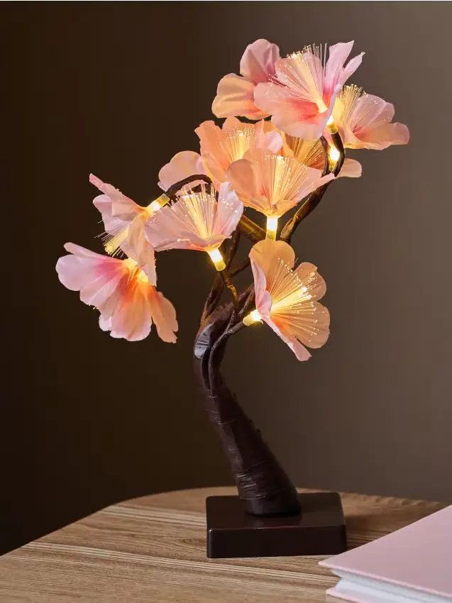 Lampada LED a forma di albero - rosa pastello