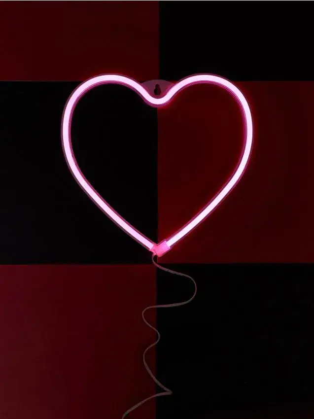 Lampada LED a forma di cuore - rosa