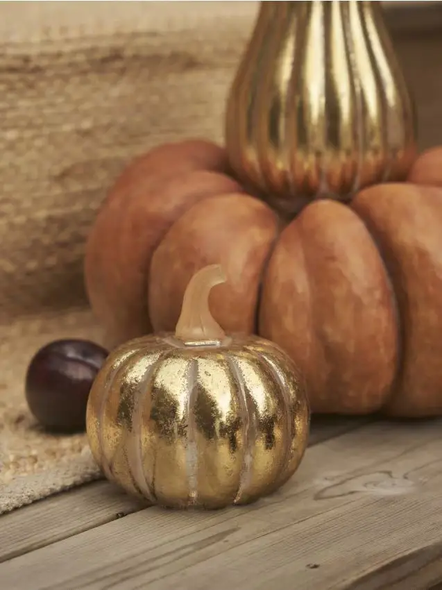 Lampada LED a forma di zucca - oro