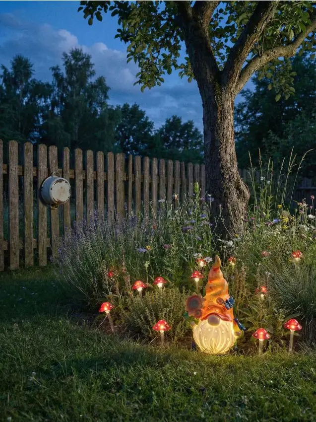 Lampada solare da giardino a forma di gnomo - multicolor