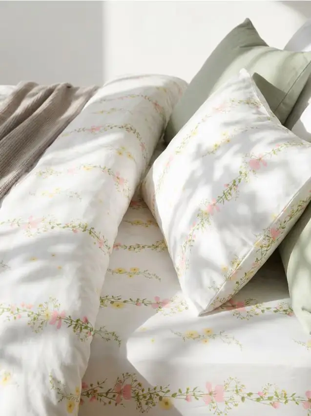 Lenzuolo in cotone con angoli e motivo floreale - panna