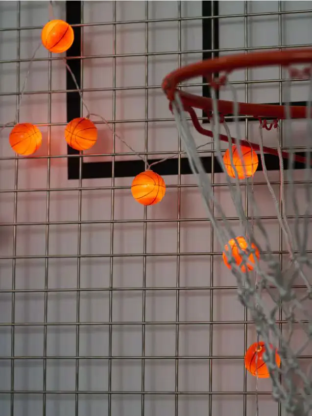Luci decorative LED a forma di palloni da basket - arancione