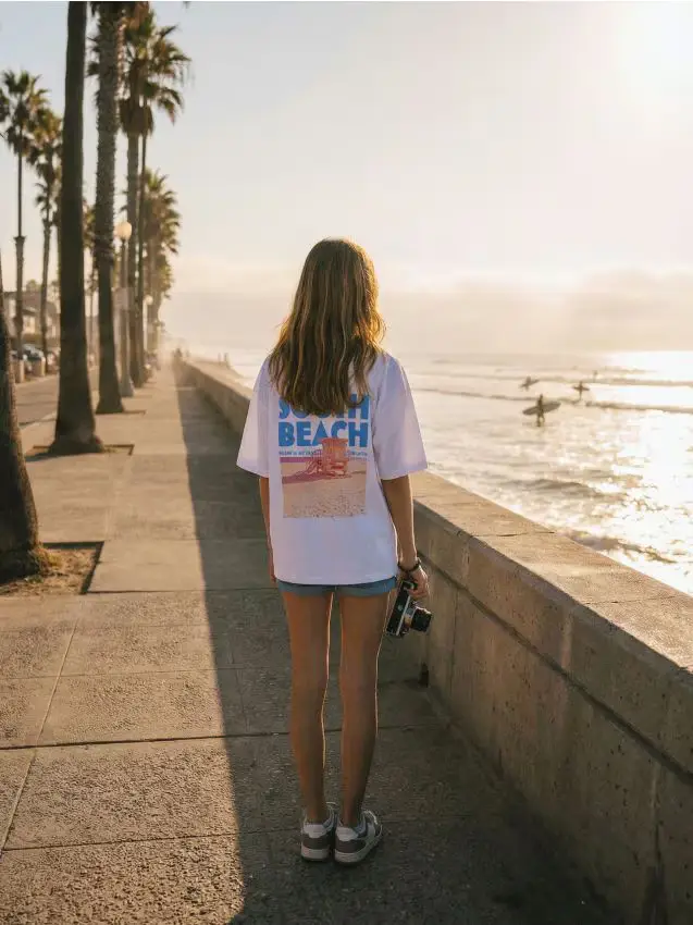 Maglietta in cotone con stampa estiva - bianco