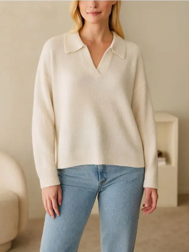 Maglione con colletto - panna