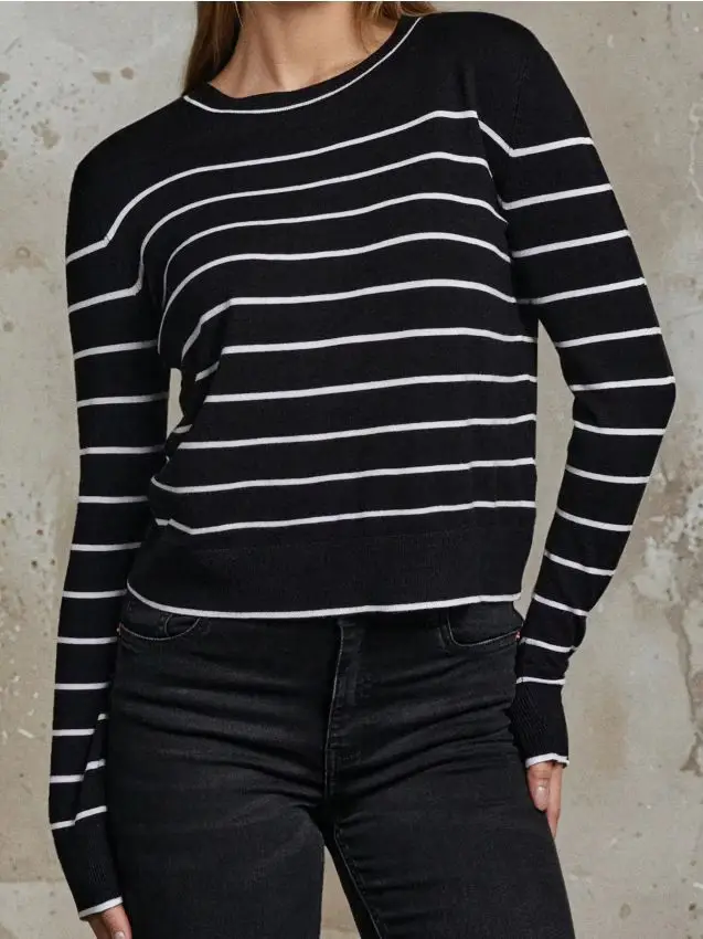 Maglione con scollo rotondo - nero