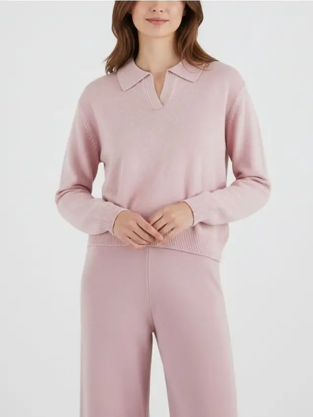 Maglione liscio con colletto - rosa pastello