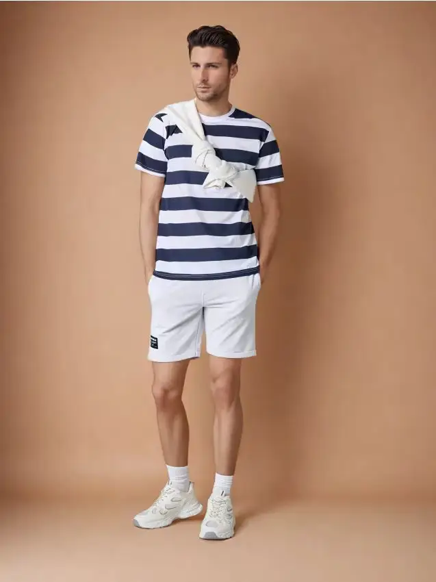 Pantaloncini di felpa - grigio chiaro