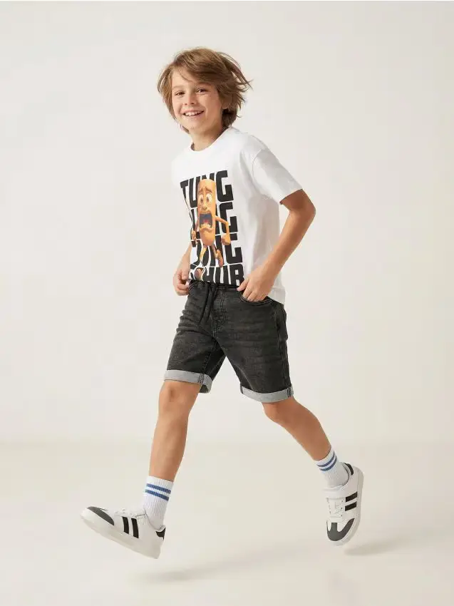 Pantaloncini in denim effetto slavato - grigio