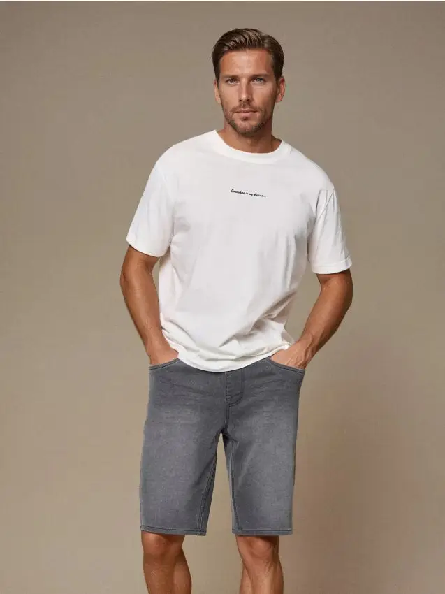 Pantaloncini in denim effetto slavato - grigio chiaro