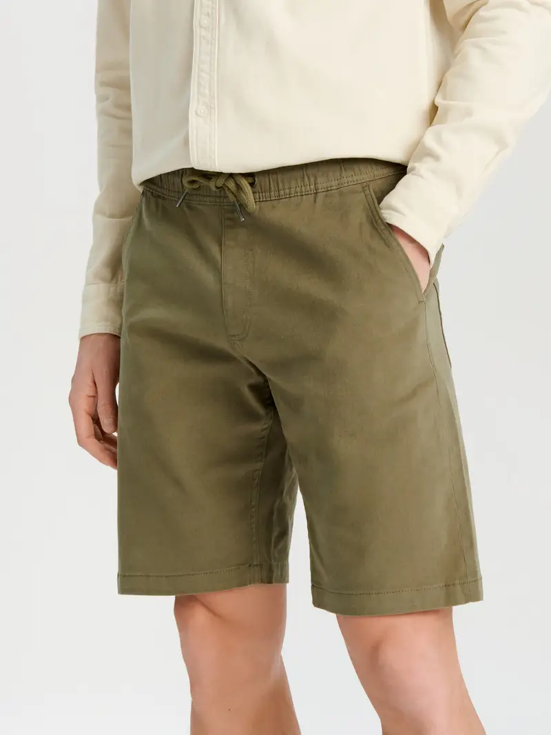 Pantaloncini jogger - verde oliva chiaro miniatura 5