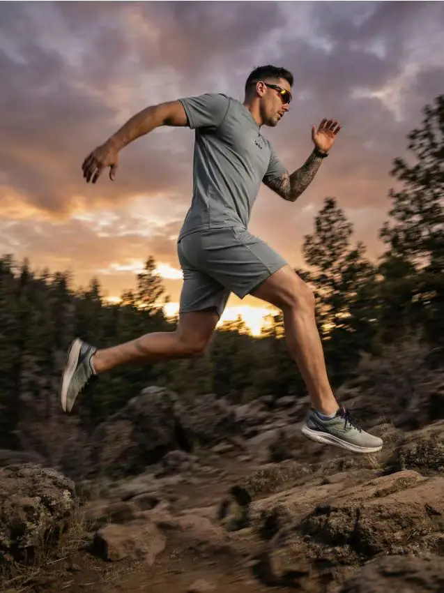 Pantaloncini sportivi - grigio chiaro