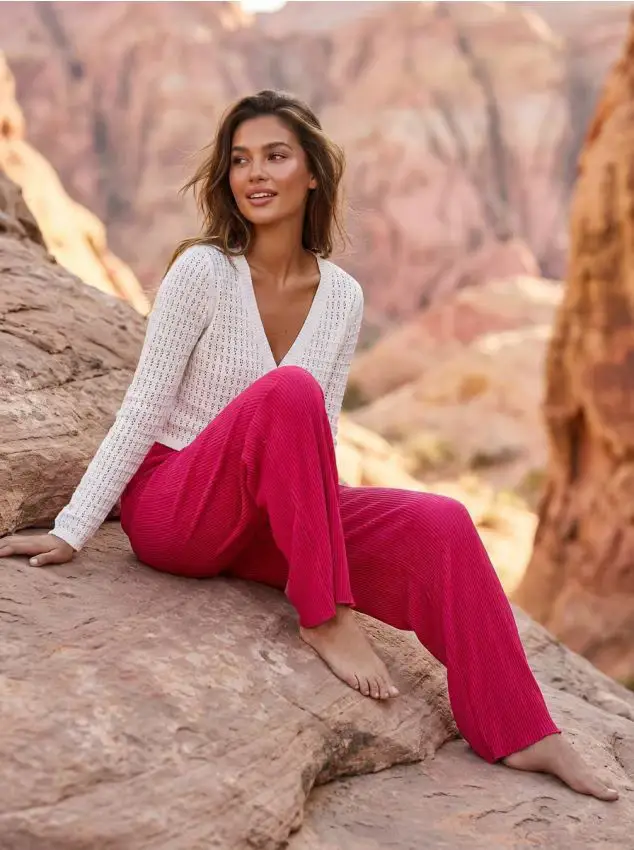 Pantaloni a pieghe a gamba ampia - rosa shocking