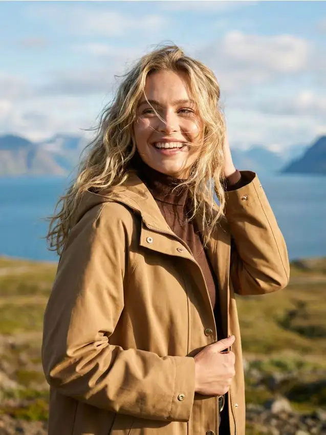 Parka lunga con cappuccio - beige