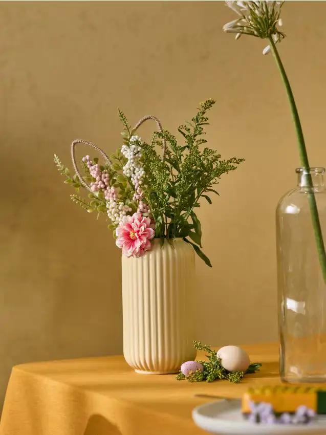 Pianta ornamentale artificiale - rosa pastello