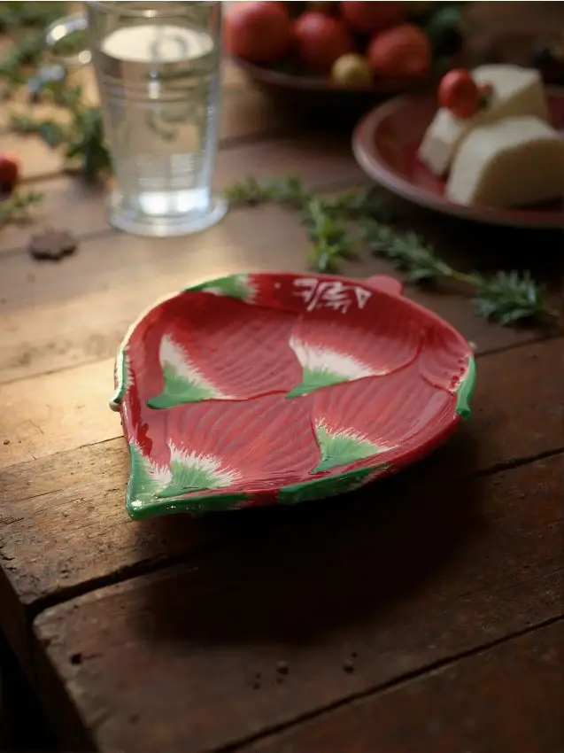 Piatto a forma di frutto - viola