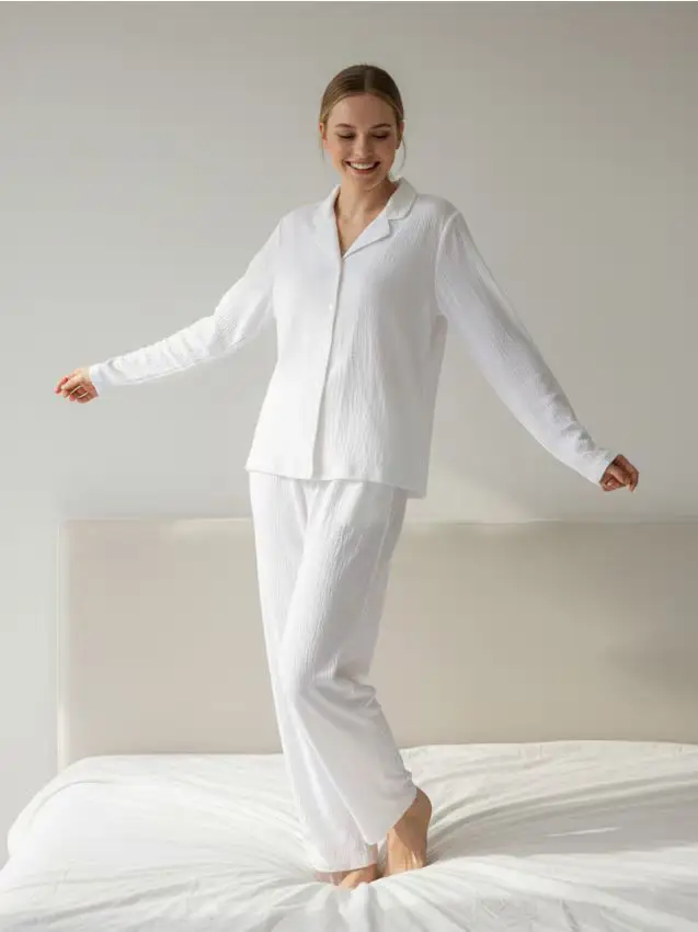 Pigiama a due pezzi a tinta unita - bianco