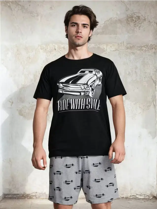 Pigiama a due pezzi con stampa - multicolor