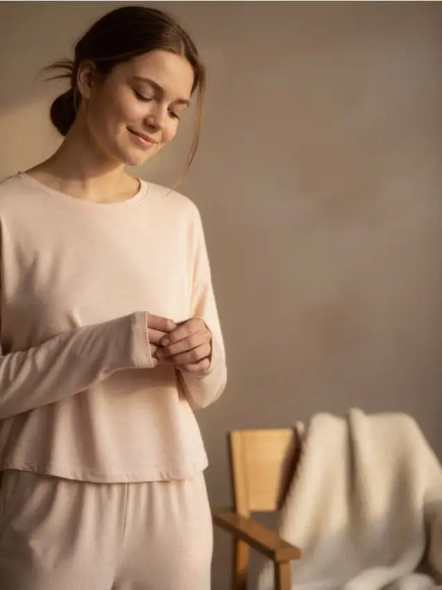 Pigiama due pezzi in maglia melange - beige