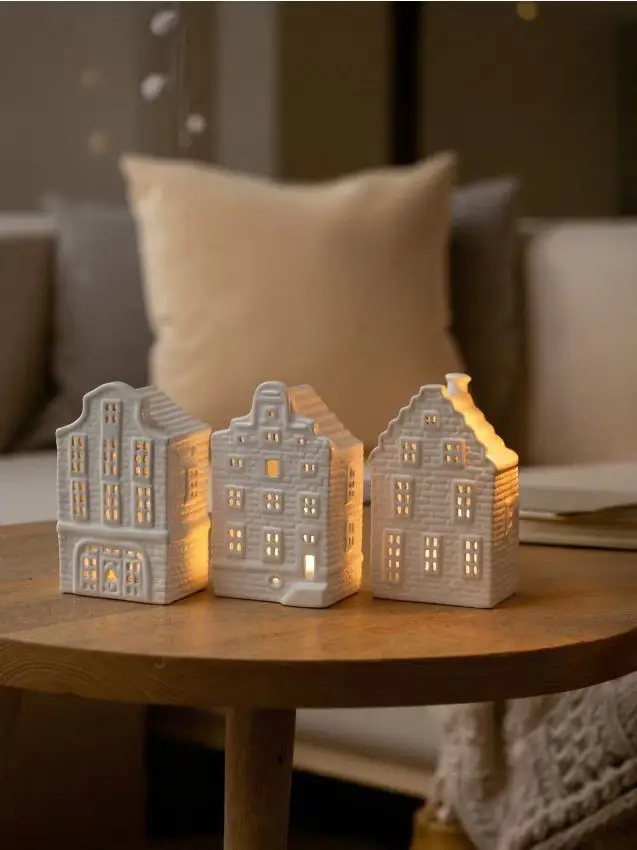 Portacandele a forma di casa - bianco