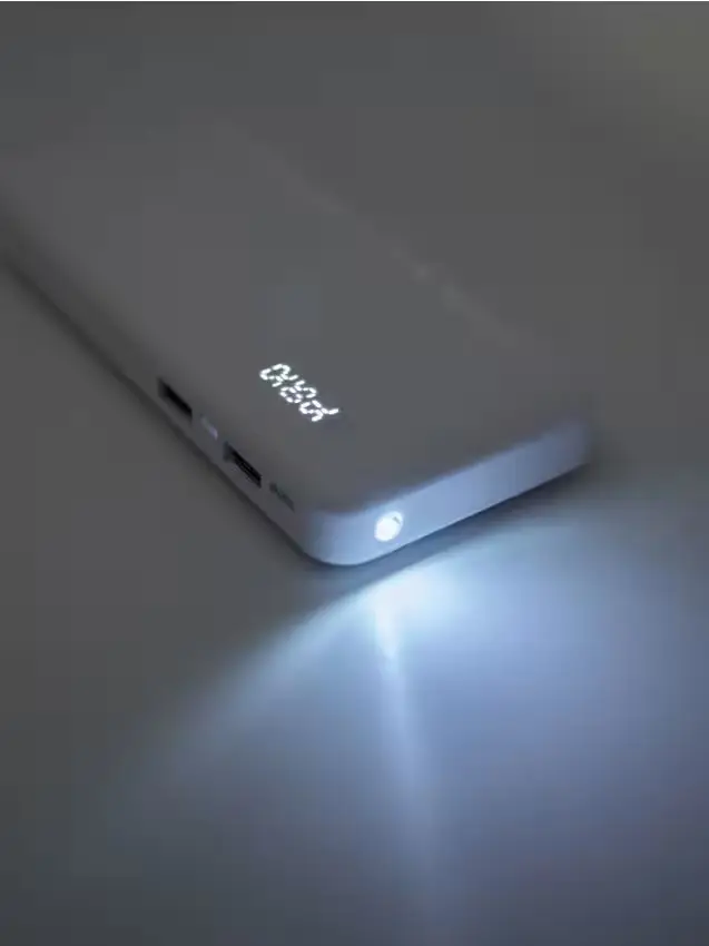 Power bank con torcia - bianco