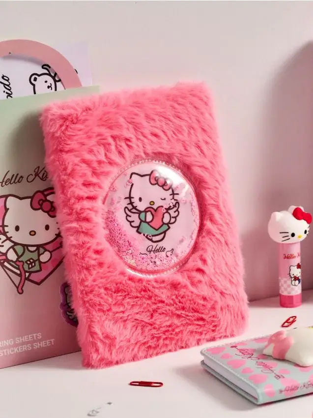 Quaderno con copertura in peluche Hello Kitty - rosa