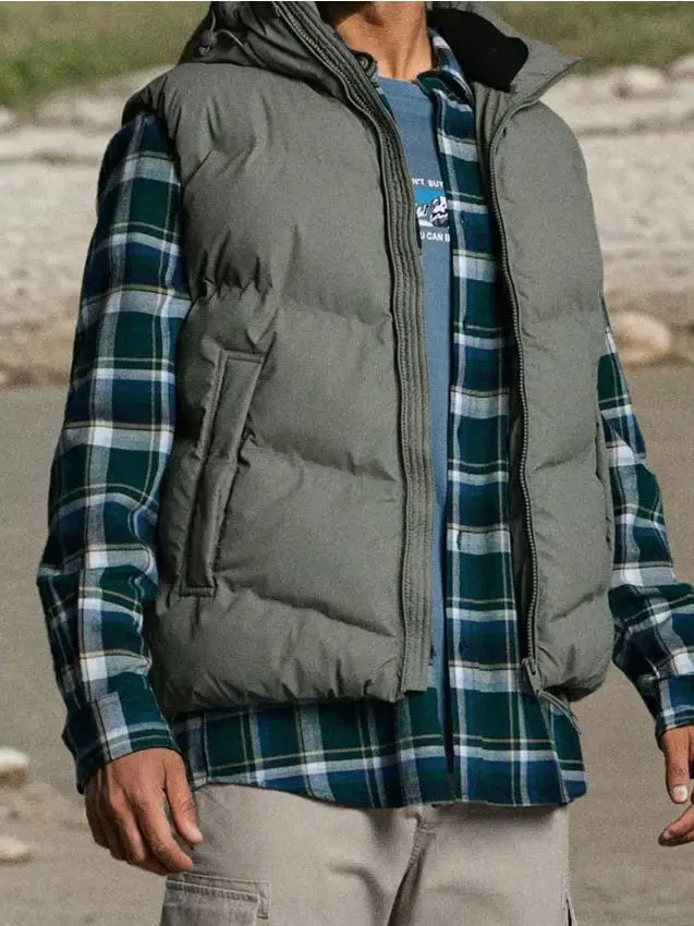 Quilted vest with a hood - beige