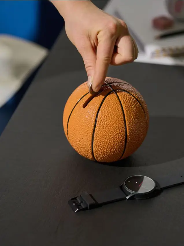 Salvadanio a forma di palla da basket - arancione