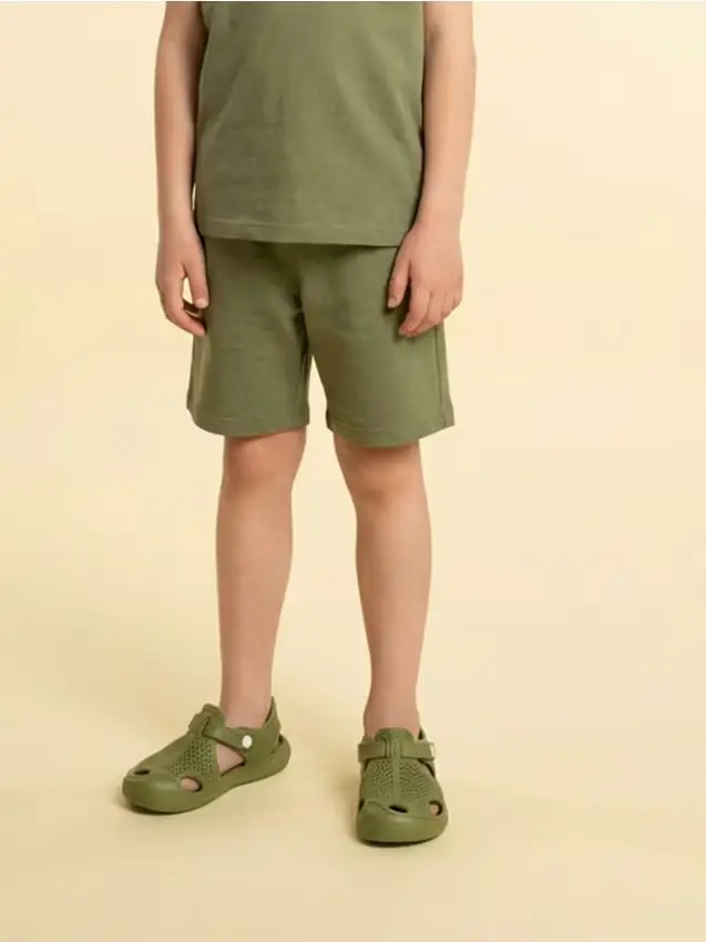 Sandali con chiusura a clip - verde chiaro