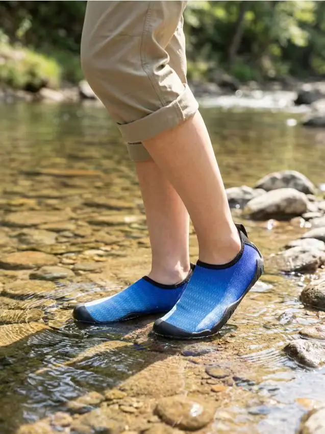 Scarpe da spiaggia con motivo sfumato - verde pallido