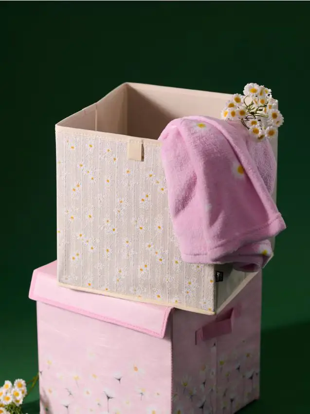 Scatola portaoggetti con fiori - panna