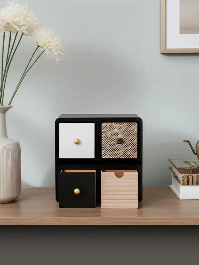 Scatola portaoggetti con quattro cassetti - nero