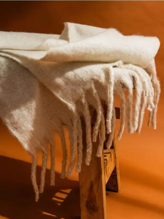 Sciarpa con frange - panna