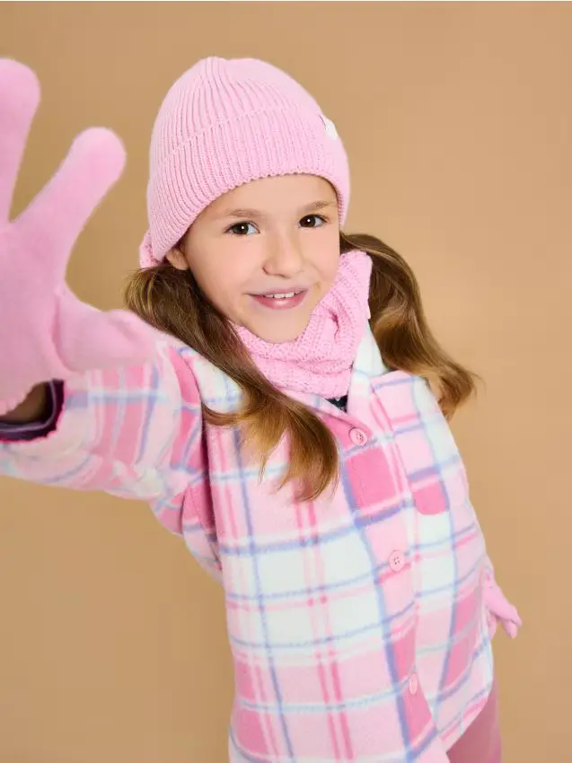 Set Cappello, sciarpa e guanti - rosa pastello