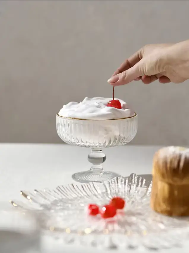 Set di coppe per gelato scanalate con bordo dorato 4 pack - clear