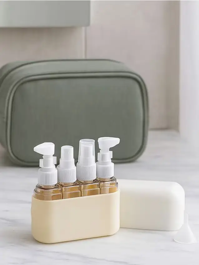 Set di flaconi da viaggio - nude
