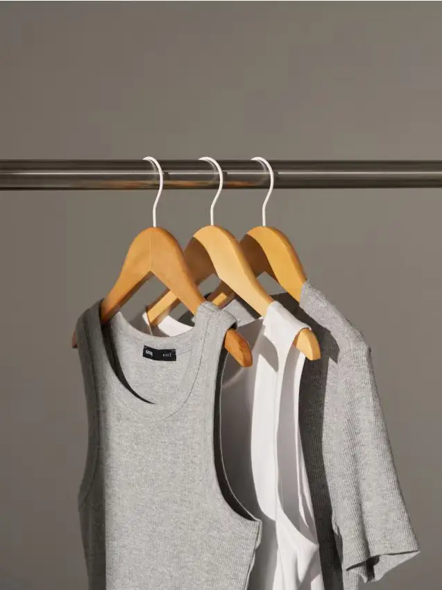 Set di grucce in legno 3 pack - beige