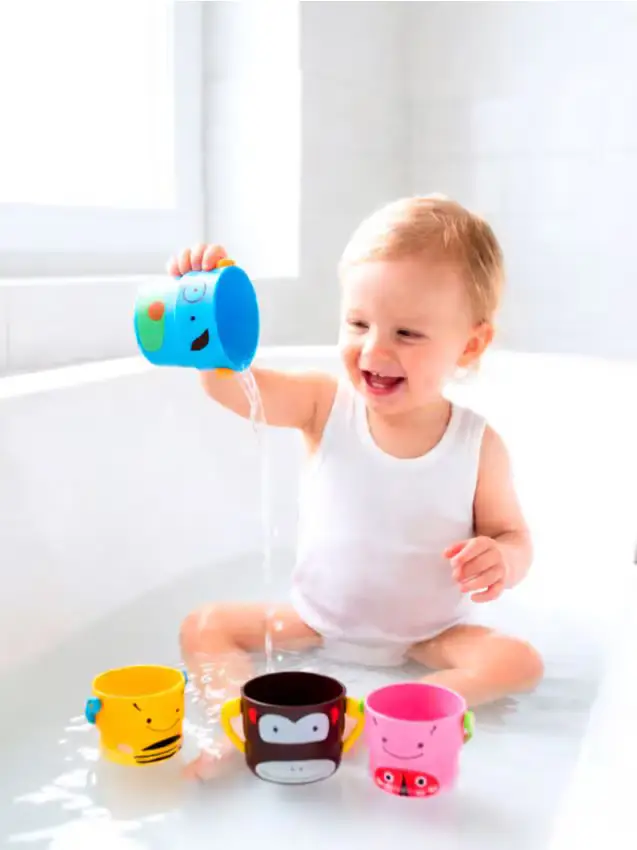 Set di secchielli per il gioco in acqua, 4 pezzi - multicolor