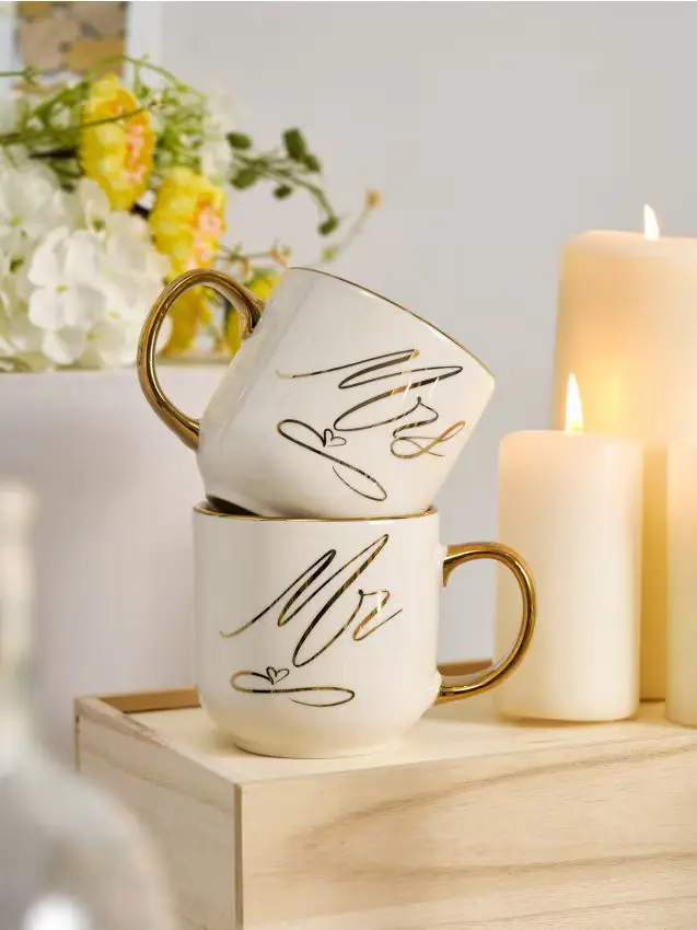 Set di tazze in ceramica per sposi Mr & Mrs 2 pack - bianco