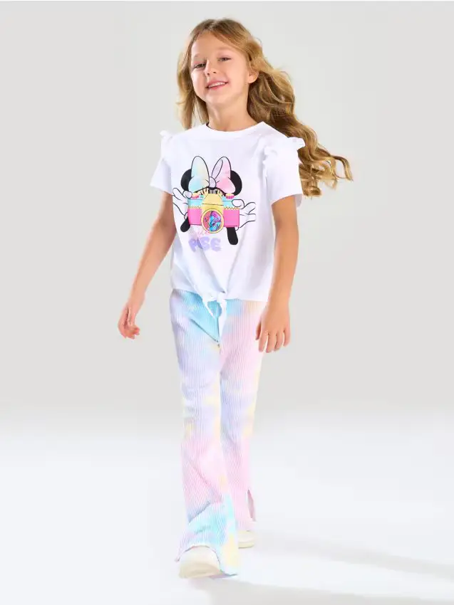 Set T-shirt a maniche corte e pantaloni Minnie Mouse - multicolor