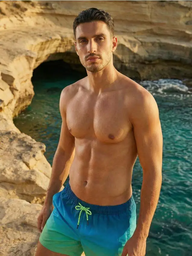 Shorts da spiaggia con effetto ombré - verde-giallo