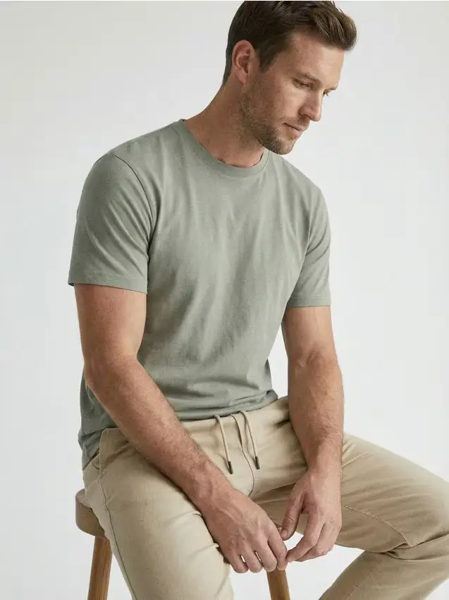 T-shirt basic in cotone - verde chiaro