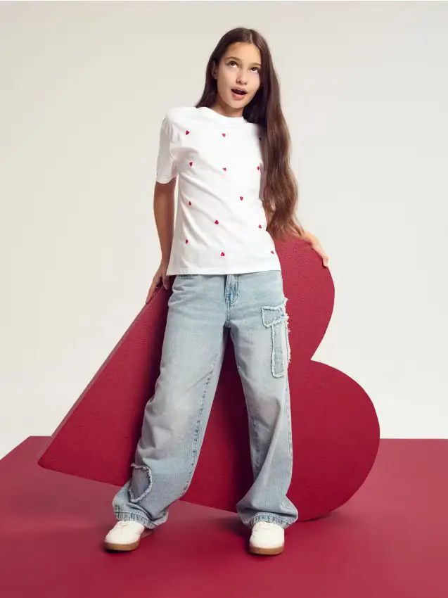 T-shirt in cotone a maniche corte con cuori - panna