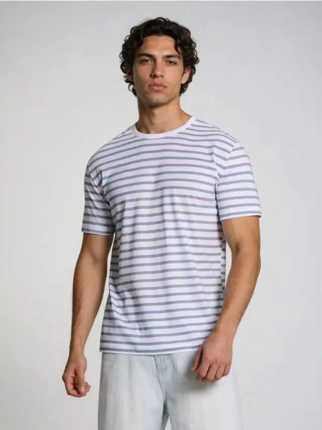 Sinsay T-shirt Azzurro 4427995